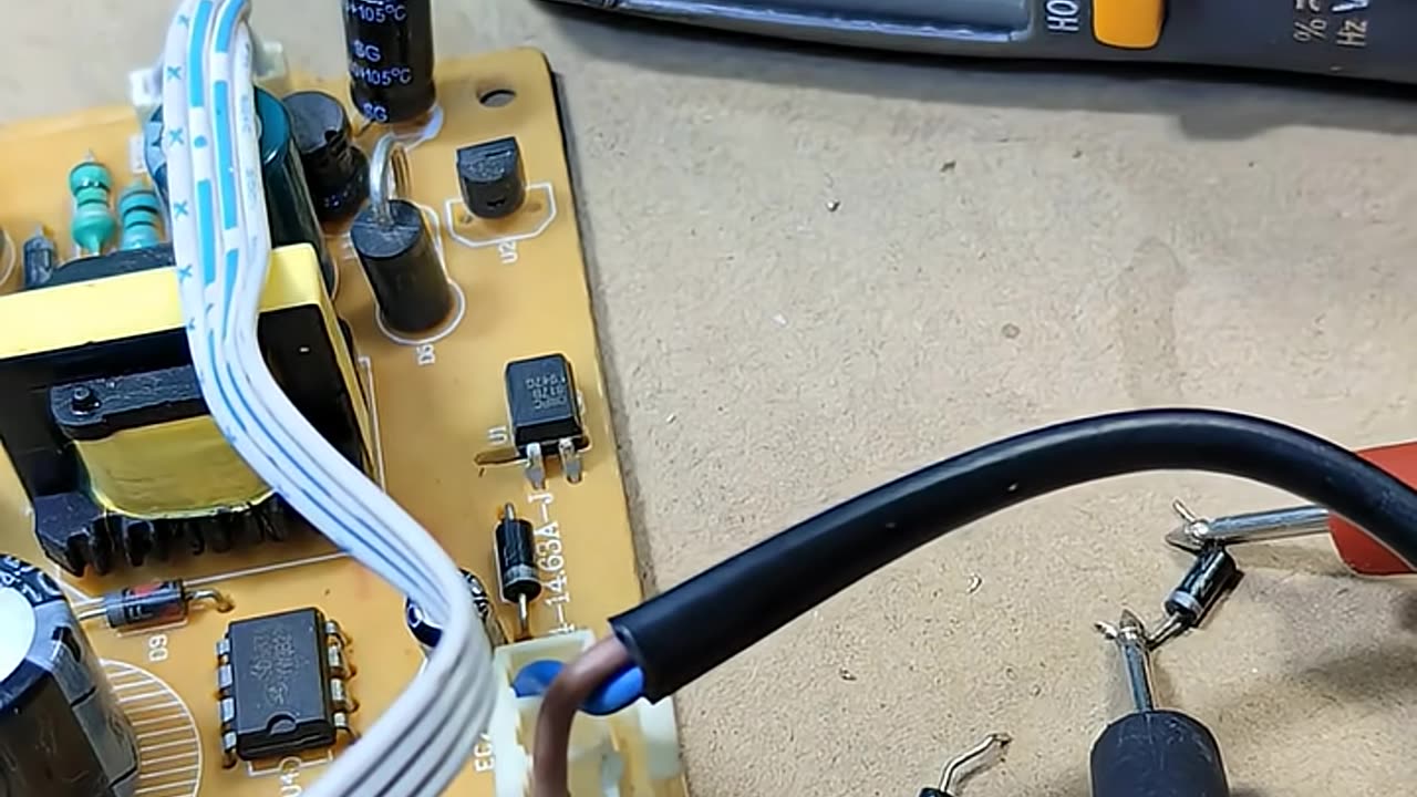 🧪 Quick Diode Test Trick: Find Burnt Rectifiers Using Just a Buzzer! 🔍⚡ #TechTips #ElectronicsDIY