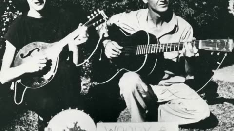 Happy "Heavenly" Birthday to WOODY GUTHRIE ...