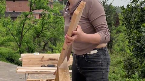 The chisel and axe of the wine steamer give me great satisfaction as long as I make it by hand.