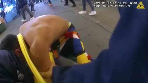Police Body Cam Shows Attack On NYPD Officers in Times Square