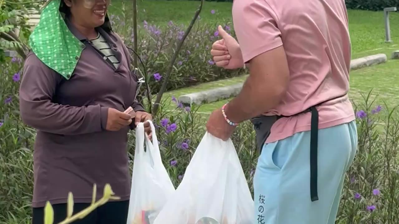 🌸 Spreading Love to Those Who Care for Our Community 🌸