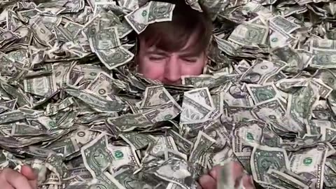 I Filled A swimming pool whith mony