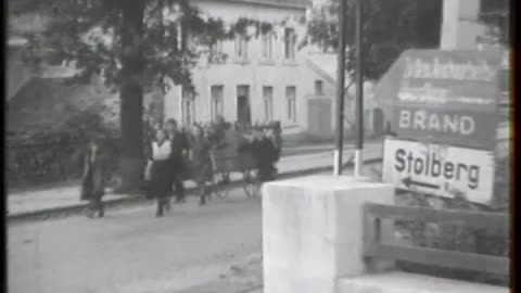 CONGRESSIONAL INVAS... - CONGRESSIONAL INVASION OF FRANCE, PARIS, FRANCE ; SOLDIERS G - 111-adc-2342