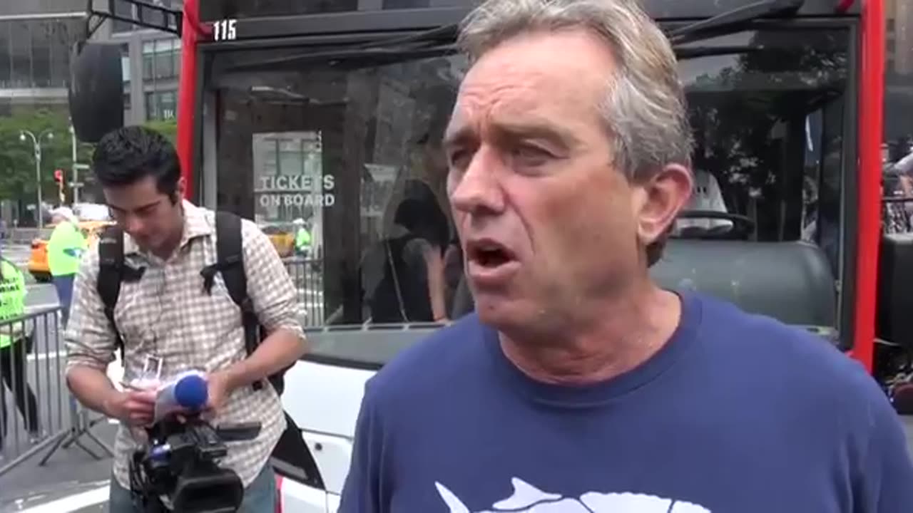 RFK Jr. said that he wishes there were a law to "punish" people who deny global warming.