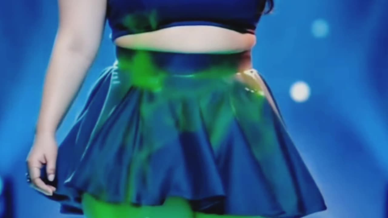 "She Took a Sip… and Transformed! Watch the Magic Happen!"😱