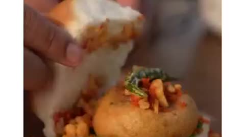 Authentic Vada Pav Recipe | Mumbai’s Favorite Street Food at Home!