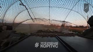 💥👊 Firing at enemy positions from a tank at close range: footage of tankers