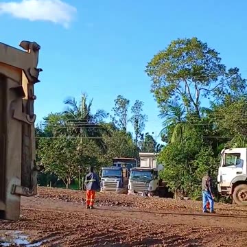 Hot air balloon carrying 21 people crashes in southern Brazil