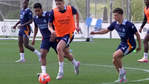 Diario AS are reporting that Jude Bellingham has picked up an injury.