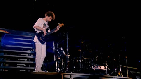 Who Wants to Live Forever - Queen (live)