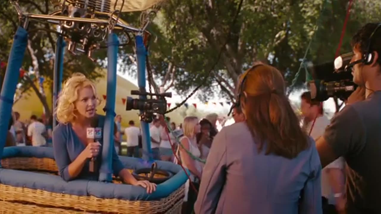 Fragment filmu Brzydka Prawda (2009)