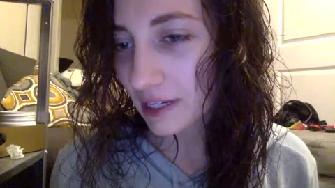 Rowan Gannon: proof that i wash my hair _ chill w me.