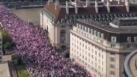 ‼️Police have just announced there are around 3 million people‼️