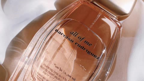 Why You Really Love That Perfume (It’s Not the Notes)