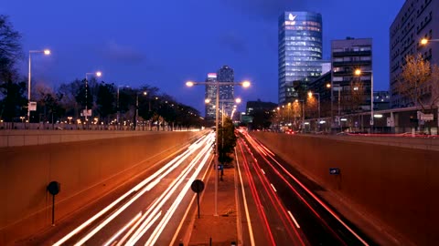 Traffic in an underground tunnel