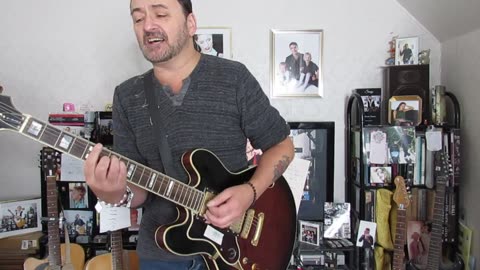 Paul Murphy - 'Wake Up Baby (And Smell The Dead Roses)' . [Take 2]