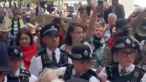 Police arrest 90 year old women for free speech event