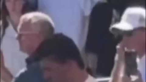 The moment before death.. Did Charlie Kirk's own security guards give the signal?
