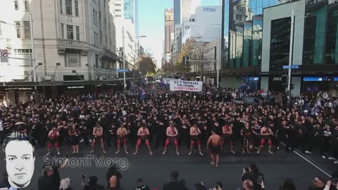 360: Haka in downtown Auckland - Freedom & Rights Coalition
