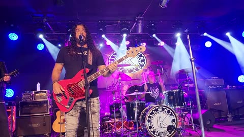 King of the hill ( live)