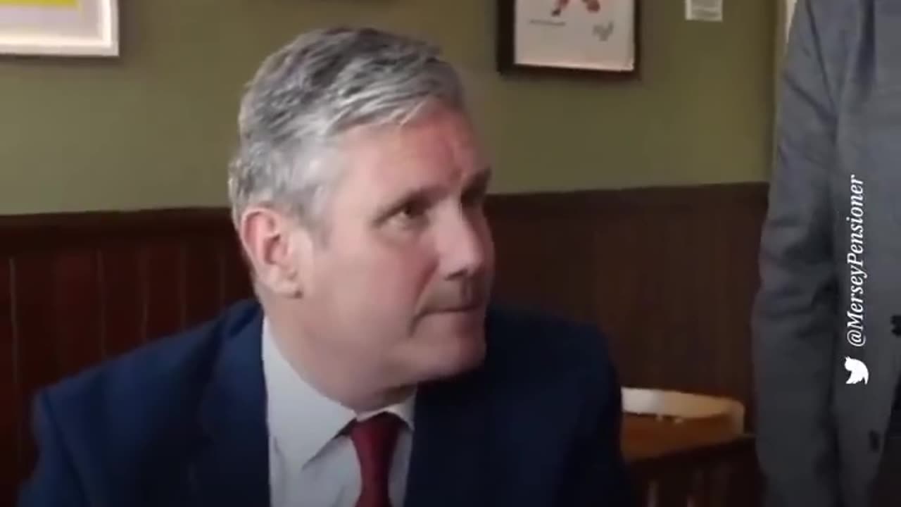 YOU'RE DESTROYING BRITAIN!" Lifelong Labour Voter UNLOADS on Starmer: "Liar! Tory Puppet! Working Class Traitor!