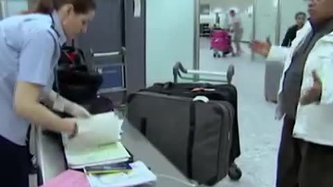 Suspicious 'doctor' busted with fake passports and mystery meds