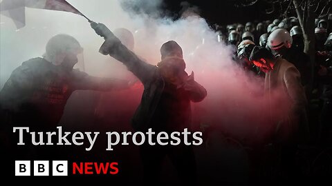 Thousands protest in Turkey as leading political rival of President Erdogan is jailed | BBC News