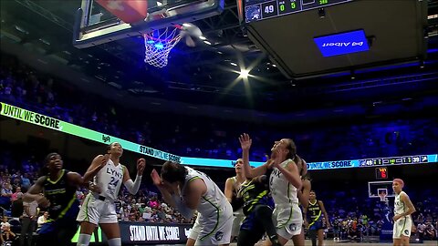 👀 McBride hit in face, call challenged | Dallas Wings vs Minnesota Lynx, WNBA women's basketball