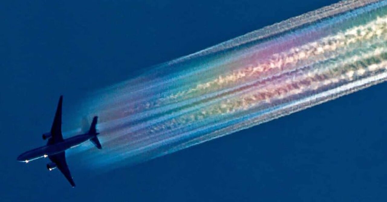 SCHAU IN DEN HIMMEL – SIE SPRÜHEN UNS AB!