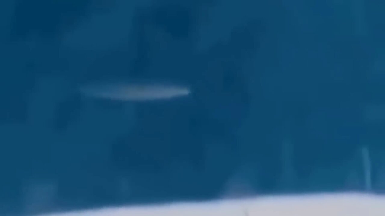 UFO Flies over Russia