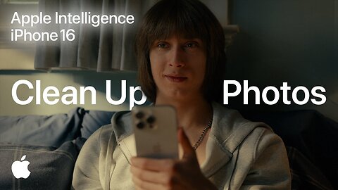 Apple Intelligence | Clean Up Photos: Flex | iPhone 16
