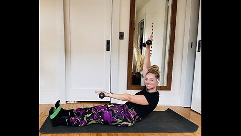 Pilates Sculpt with Light Weights and Mini-Band | 30 Minutes