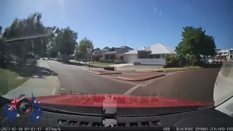 Aussiecams - Kawasaki ninja down!