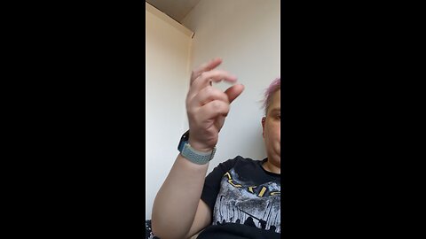 Kay clicking