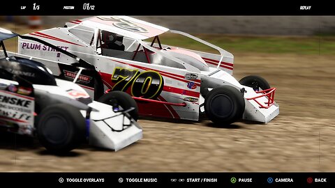 close racing in the big block mod