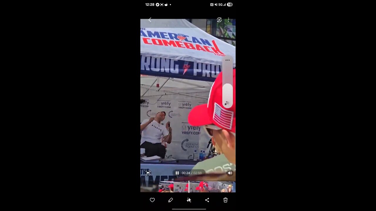 High IQ Idiot Thinks The Blaakkks Did It ... WRONG 😭😭