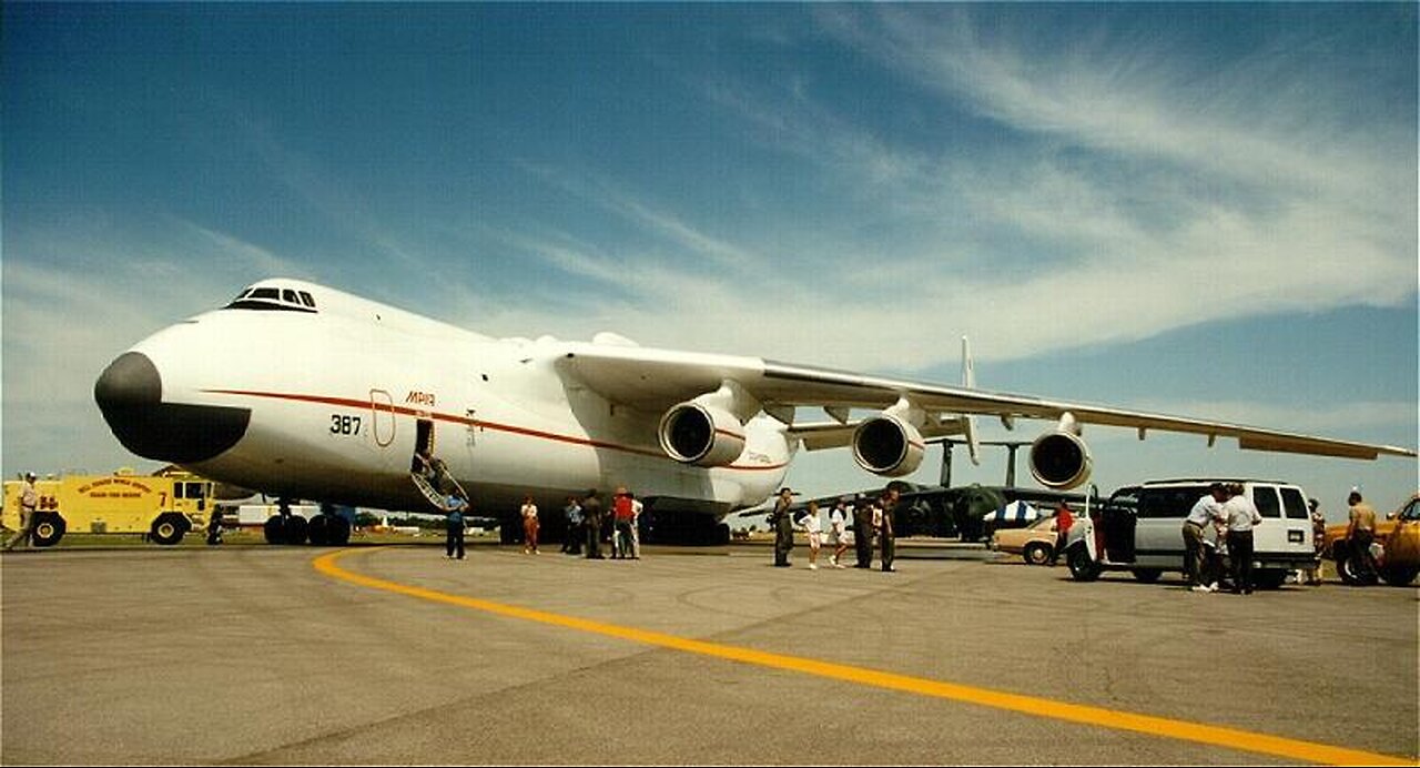 Two MiG-29 Soviet jets landed in United States in 1989