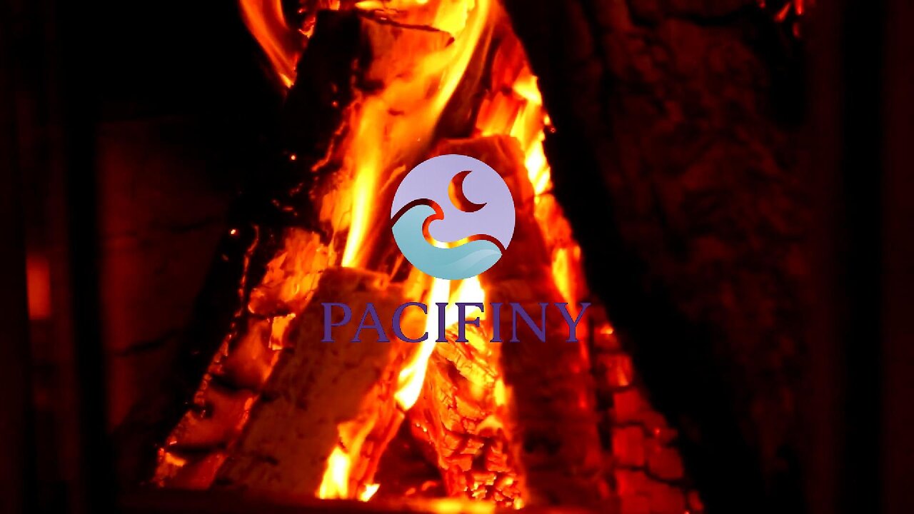 🔥 Cozy Fireplace Ambience | Rainy Night with Distant Thunder 🌧️⚡