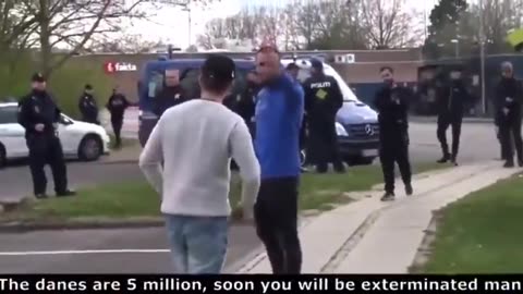 Pakistani migrants tell a Danish man: You will soon be exterminated