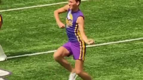 NFL thinks gay cheerleaders