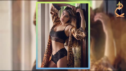 Sexy Indian model