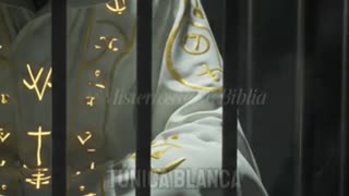 La Criatura que VIVE BAJO El Vaticano y que el Papa actual ha visitado 3 veces