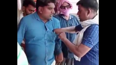 Caught Red-Handed! Lekhpal Nabbed Taking ₹10,000 Bribe in Ambedkar Nagar – ACB Spring Surprise Trap!