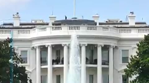 Trump targets pharma ad disclosures in new memorandum #Shorts