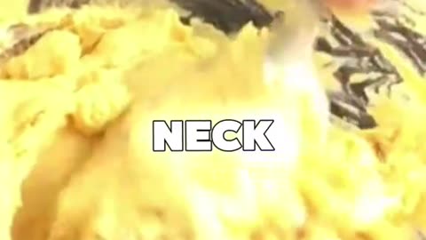 Lighten Dark Neck Skin Naturally – Achieve a Brighter, Even Tone!