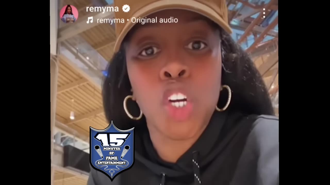 A9E - REMY MA PUBLICLY GOES OFF ON PAPOOSE SHOWS TEXT MESSAGE PROOF LIVE