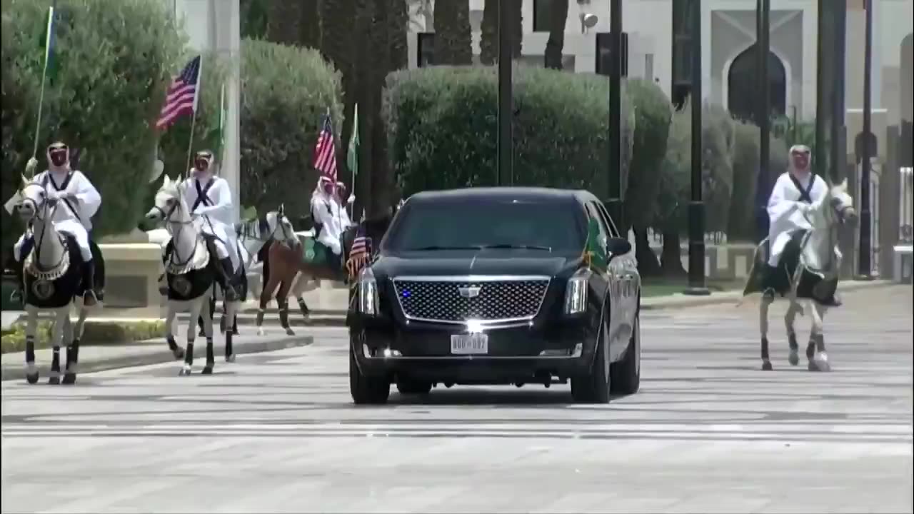 Saudi Arabia honors President Trump with a royal horse escort.