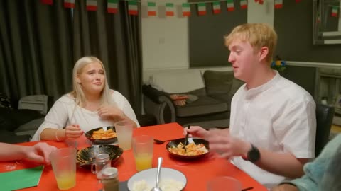 These Main Courses Left Every Guest SPEECHLESS _ Come Dine With Me_ Teens (1080p)