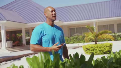 Ball In The Family S3 E23 (Last Days In Paradise)