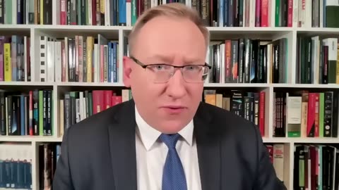 Projekt ustawy o cenzurze Internetu w Rumunii. Strefy "no-go" w Szwecji - dr Leszek Sykulski